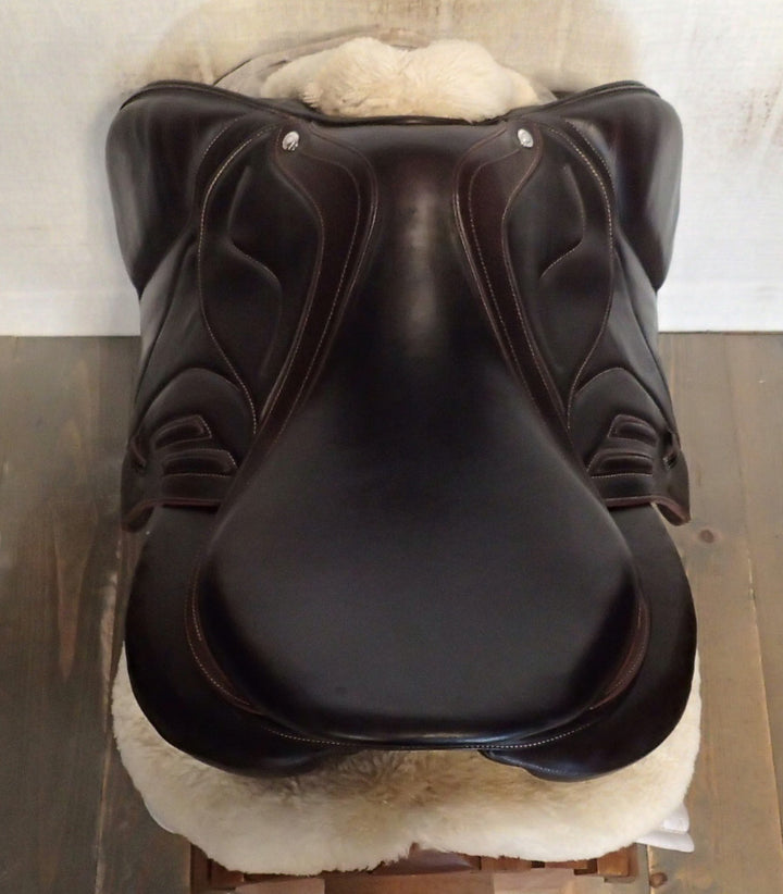 17" Devoucoux Biarritz Lab Saddle - Full Buffalo - 2019 - 2 Flaps - 4.5" dot to dot