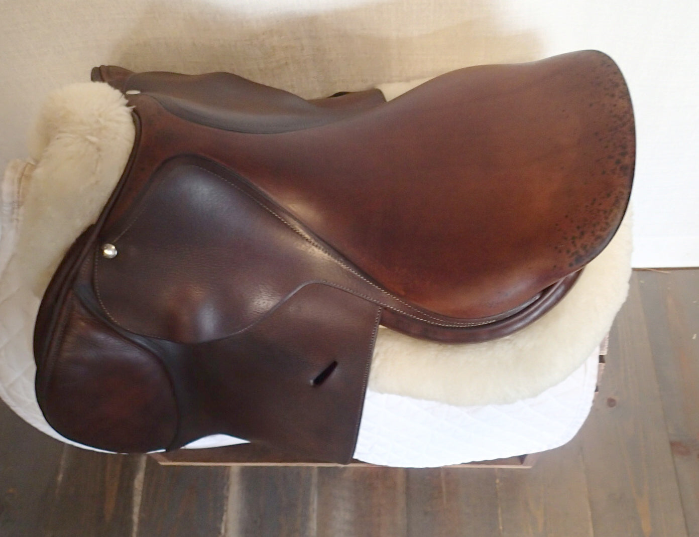 17" Butet Saddle - 2007 - C Seat - 1.5 Flaps - 4.5" dot to dot