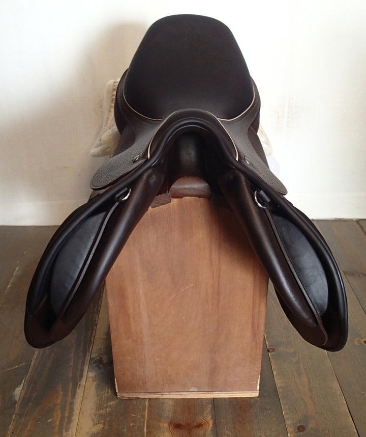 18" Luc Childeric Saddle - 2017 - NEW - 4.5" dot to dot