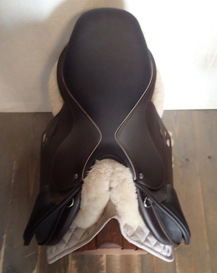 18" Luc Childeric Saddle - 2017 - NEW - 4.5" dot to dot