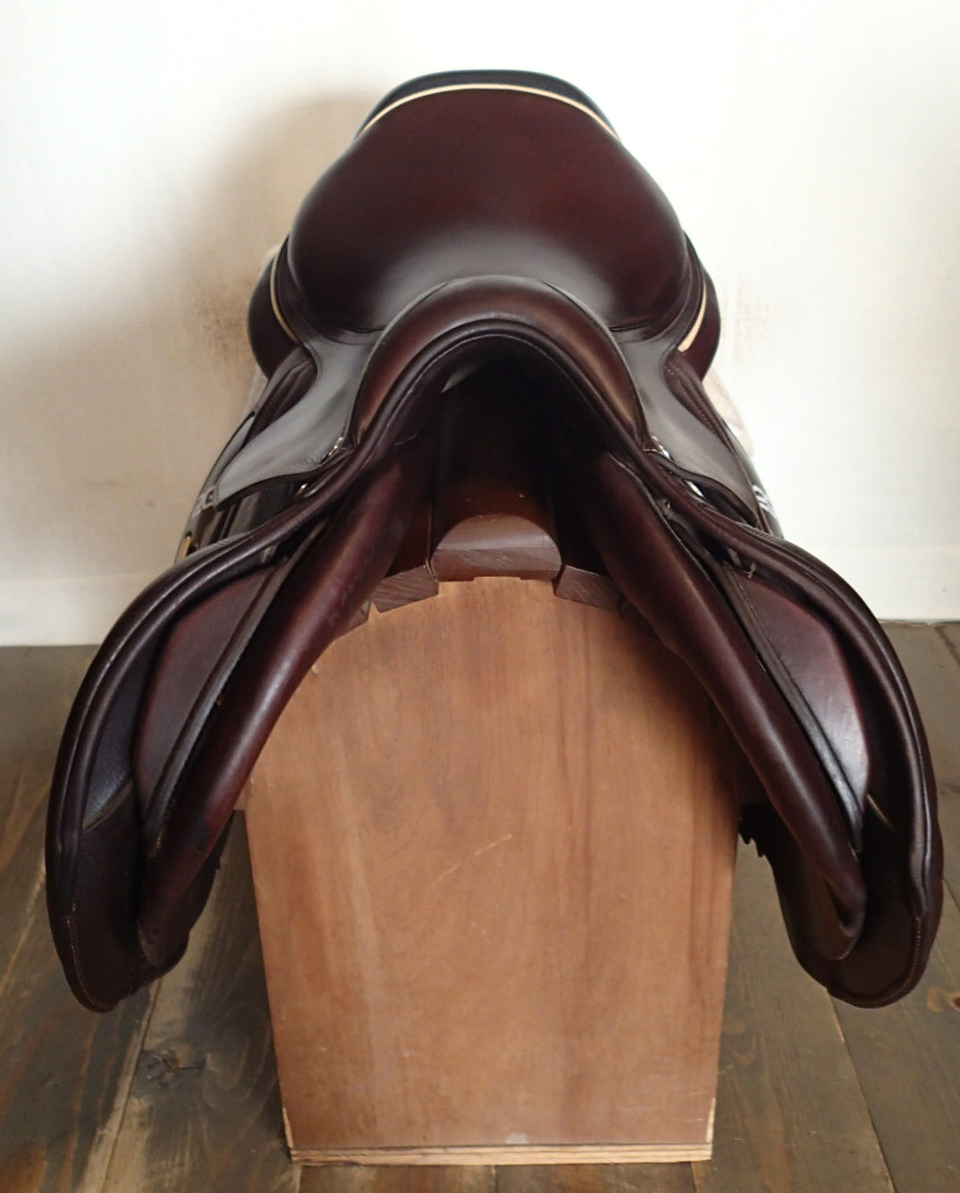 17.5" CWD 2Gs Saddle - Full Buffalo - 2020 - 2C Flaps - SE25 - Pro Panels