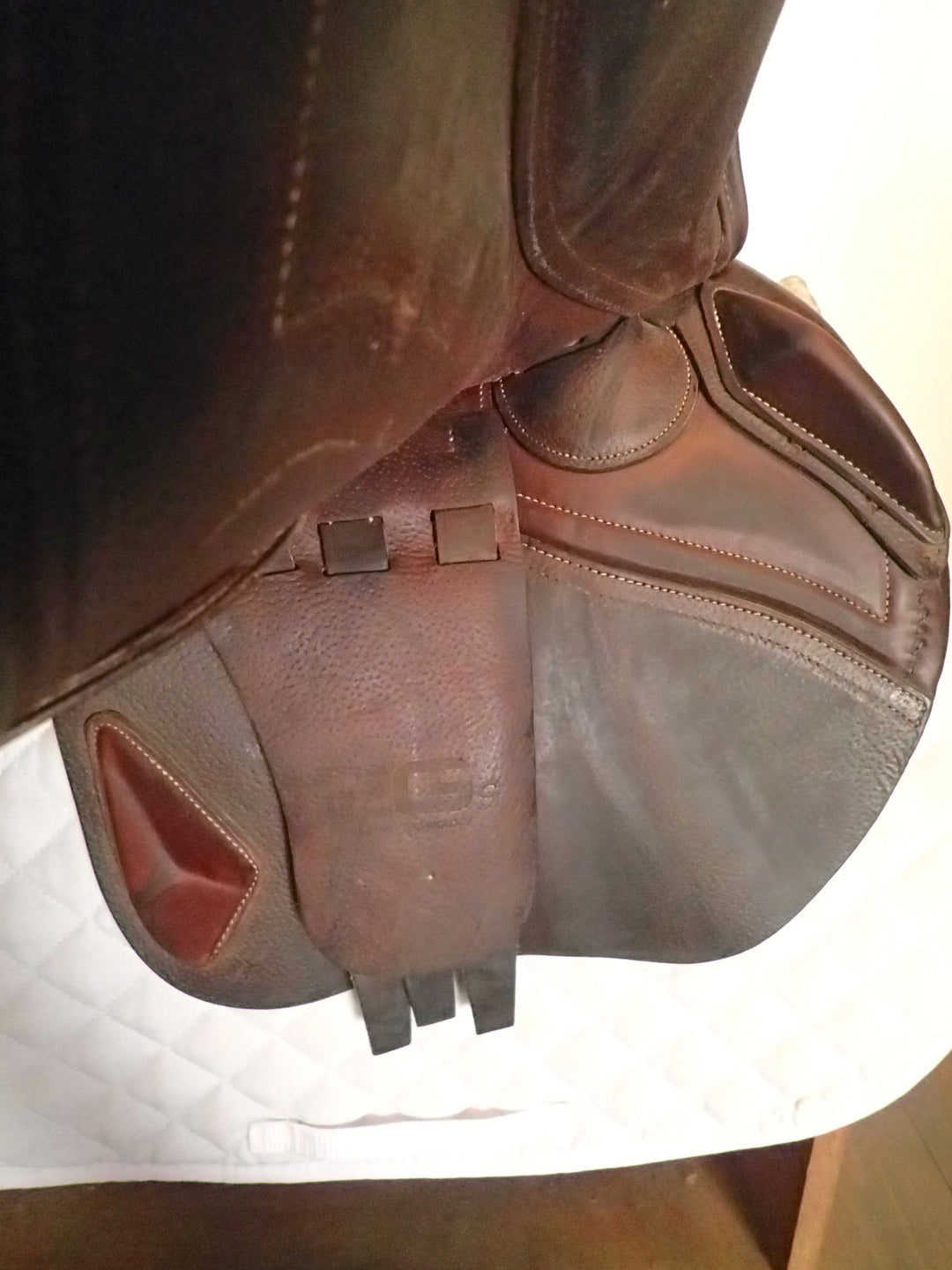 17.5" CWD 2Gs Saddle - Full Buffalo - 2020 - 2C Flaps - SE25 - Pro Panels