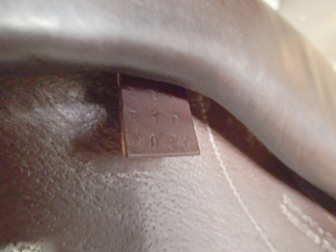 18.5" Voltaire Lexington Monoflap Saddle - Full Buffalo - 2015 - 2AA Flaps - 4.75" dot to dot - Pro Panels