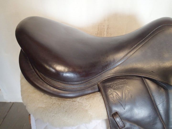 18.5" Voltaire Lexington Monoflap Saddle - Full Buffalo - 2015 - 2AA Flaps - 4.75" dot to dot - Pro Panels
