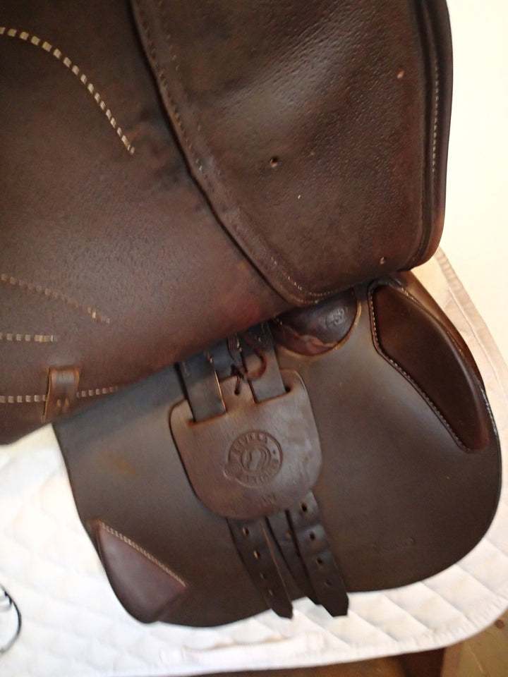 17.5" Antares Skylla Saddle - Full Calfskin - 2023 - 3A Flaps - 4.5" dot to dot