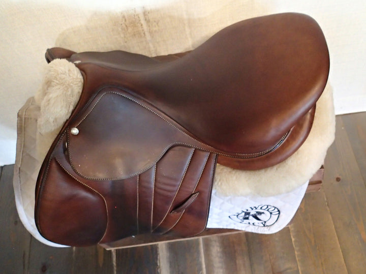 17" Butet Premium Saddle - Full Calfskin - 2023 - L Seat - 2C Flaps - 4.25" dot to dot