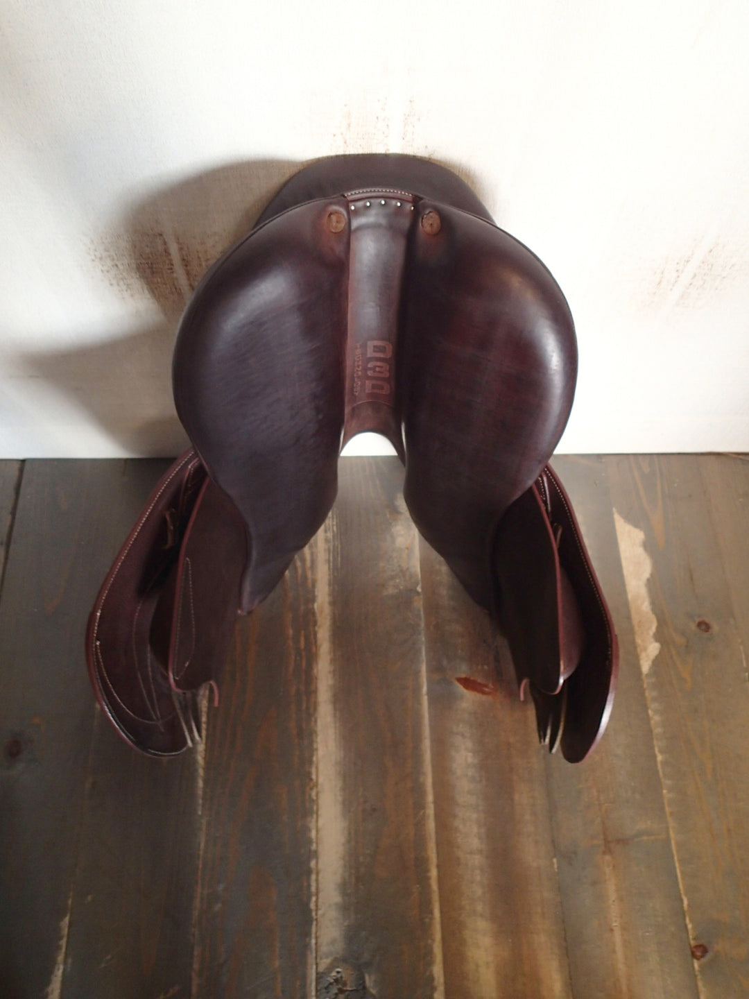 17" Devoucoux Biarritz Lab Saddle - Full Buffalo - 2021 - 2 Flaps - 4.5" dot to dot