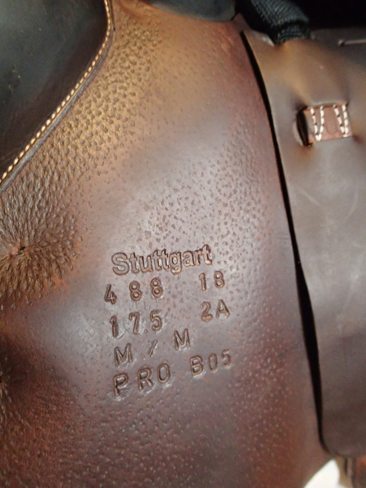 17.5" Voltaire Stuttgart Saddle - Full Buffalo - 2018 - 2A Flaps - 4.5" dot to dot - Pro Panels