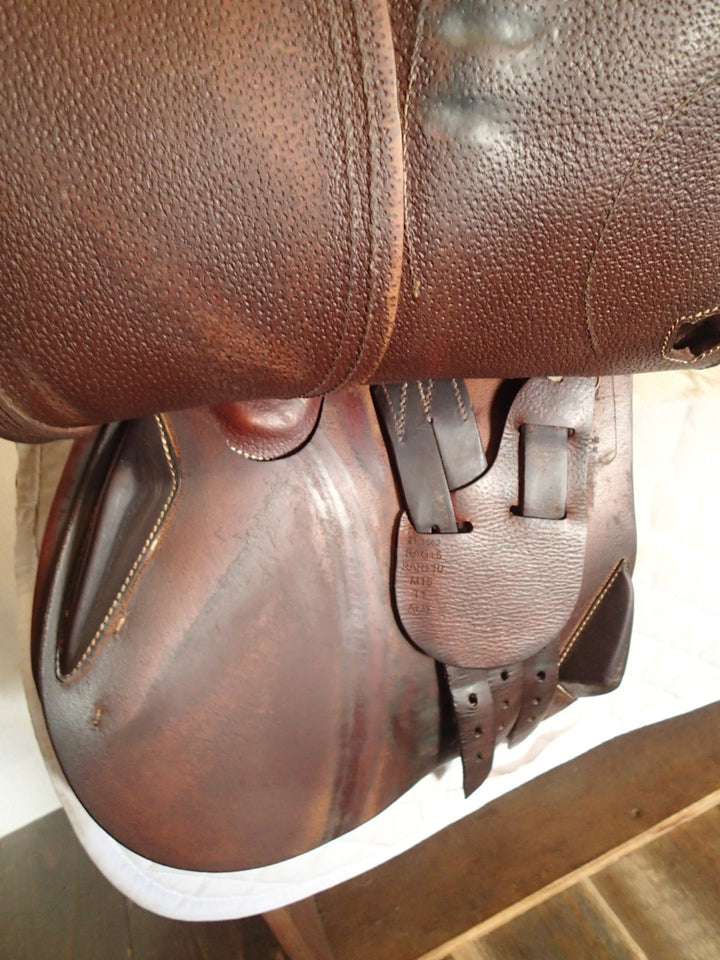 17" Antares Connexion Saddle - Full Buffalo - 2021 - 2AB Flaps - 4.75" dot to dot (927)