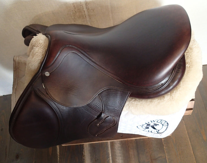 17" Antares Connexion Saddle - Full Buffalo - 2021 - 2AB Flaps - 4.75" dot to dot (927)