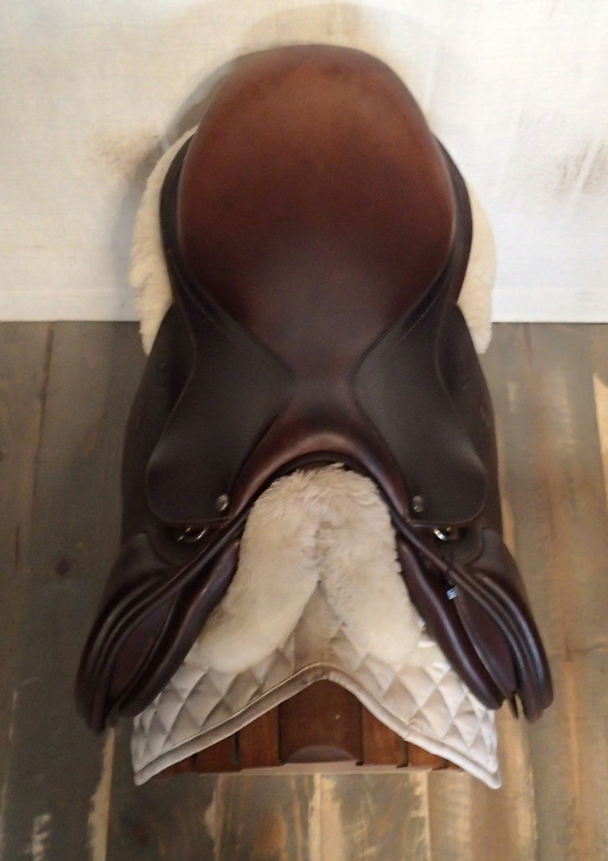 17.5" Antares Signature Saddle - 2021 - 3A Flaps - 4.25" dot to dot (938)