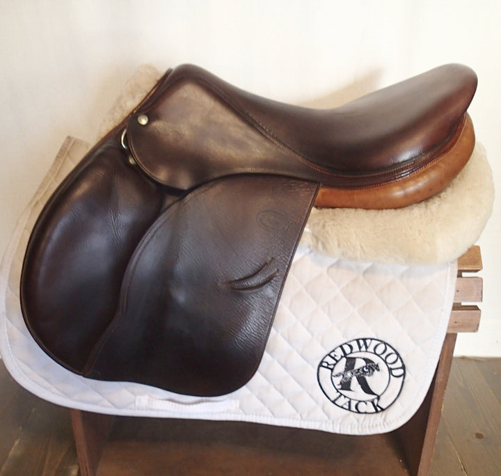 18" Devoucoux Oldara Saddle - 2009 - Full Buffalo - 2 Flaps - 4.25" dot to dot