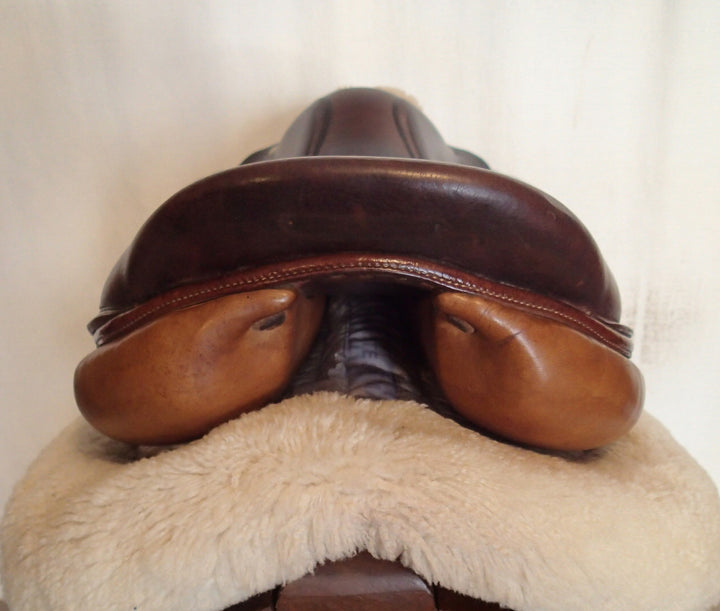 18" Devoucoux Oldara Saddle - 2009 - Full Buffalo - 2 Flaps - 4.25" dot to dot