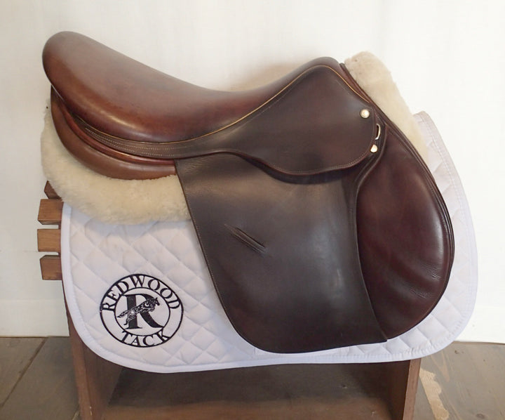 18.5" Luc Childeric Model M Saddle - 2002 - 2.5 Flaps - 4.75" dot to dot