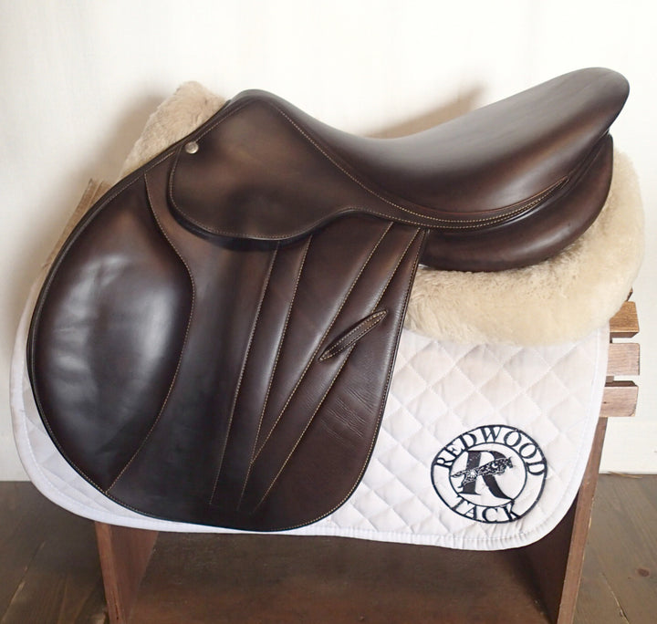17.5" Butet Premium Saddle - Full Calfskin - 2021 - L Seat - 2.25L Flaps - 4.25" dot to dot (932)