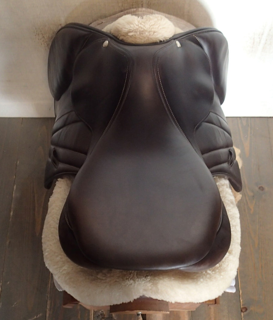 17.5" Butet Premium Saddle - Full Calfskin - 2021 - L Seat - 2.25L Flaps - 4.25" dot to dot (932)