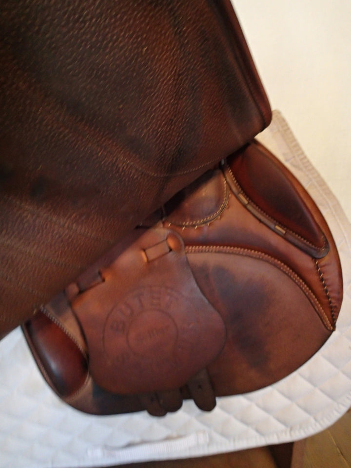 17" Butet Premium Saddle - Full Calfskin - 2022 - L Seat - 2C Flaps - 4.25" dot to dot