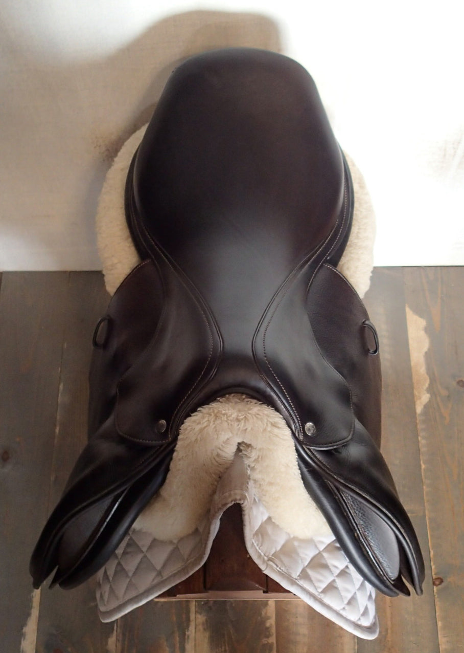 18" Voltaire Palm Beach Saddle - 2021 - 3AA Flaps - 4.75" dot to dot - Pro Panels