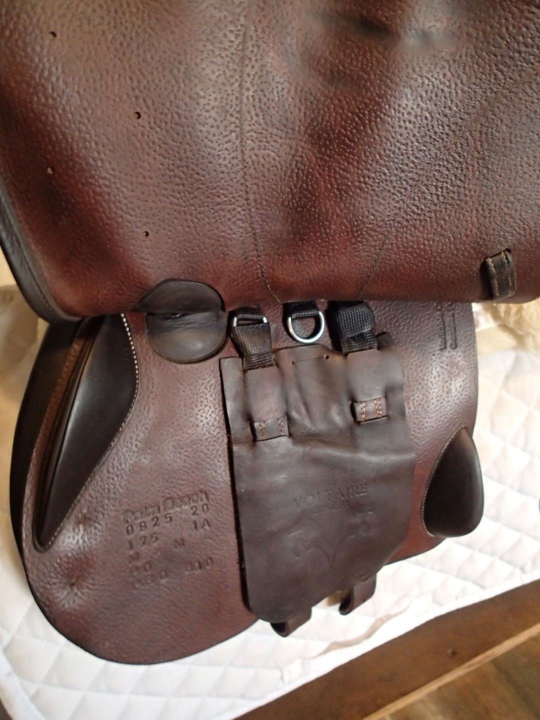 17.5" Voltaire Palm Beach Saddle - Full Buffalo - 2020 - 1A Flaps - 4.75" dot to dot - Pro Panels