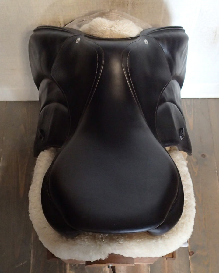17.5" Voltaire Palm Beach Saddle - Full Buffalo - 2020 - 1A Flaps - 4.75" dot to dot - Pro Panels