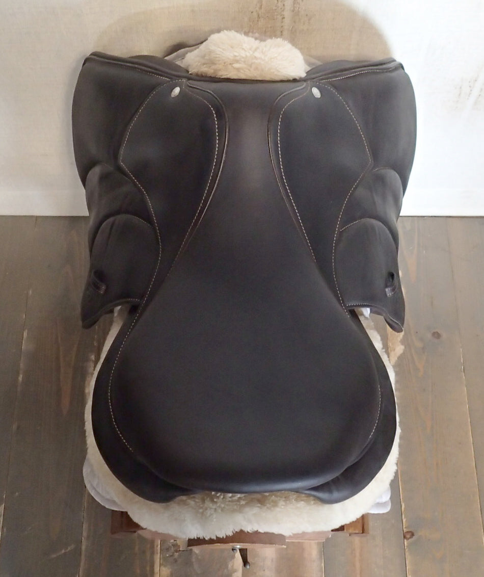 18" Voltaire Palm Beach Saddle - Full Buffalo - 2023 - 2AA Flaps - 4.75" dot to dot - Pro Panels