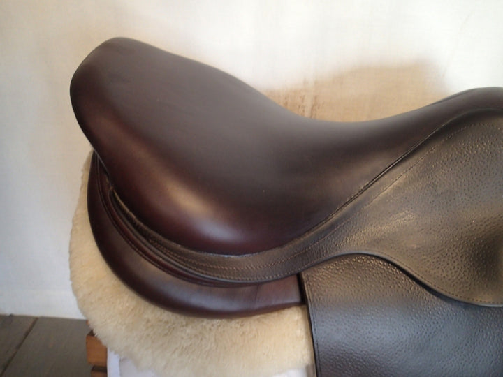 18" CWD Saddle - 2018 - 3C Flaps - SE01 - 4.25" dot to dot