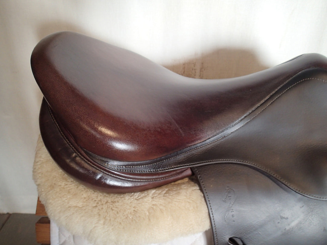 18.5" Antares Contact Saddle - 2017 - 3NB Flaps - 4.75" dot to dot