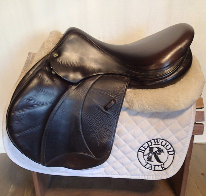 17.5" Voltaire Palm Beach Saddle - Full Buffalo - 2012 - 2A Flaps - 4.75" dot to dot - FIN Panels