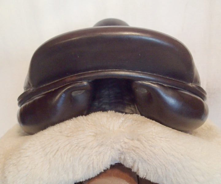 17.5" Voltaire Palm Beach Saddle - Full Buffalo - 2012 - 2A Flaps - 4.75" dot to dot - FIN Panels