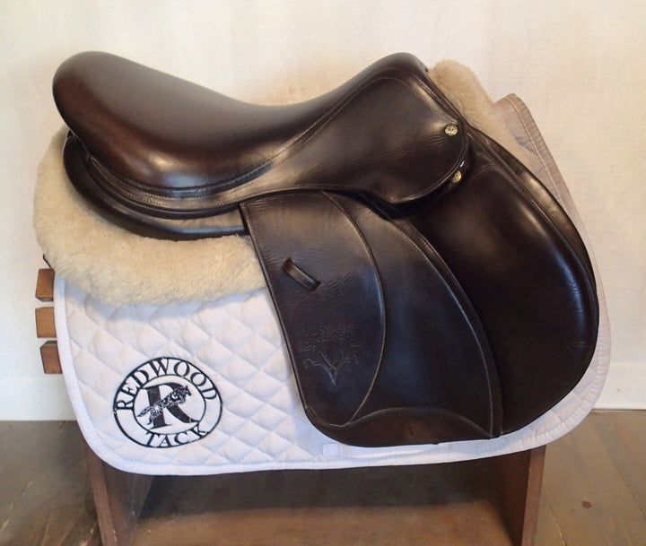17.5" Voltaire Palm Beach Saddle - Full Buffalo - 2012 - 2A Flaps - 4.75" dot to dot - FIN Panels