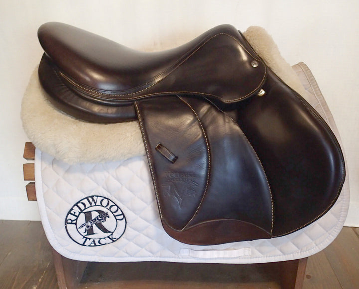 17" Voltaire Palm Beach Saddle - Full Buffalo - 2019 - 2AA Flaps - 4.75" dot to dot - Pro Panels