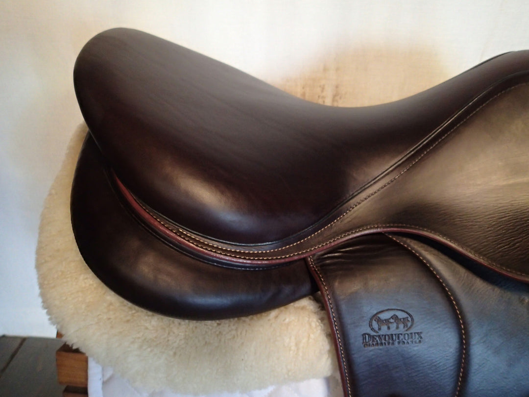 17" Devoucoux Biarritz O Saddle - Full Buffalo - 2021 - 3AB Flaps - 4.5" dot to dot