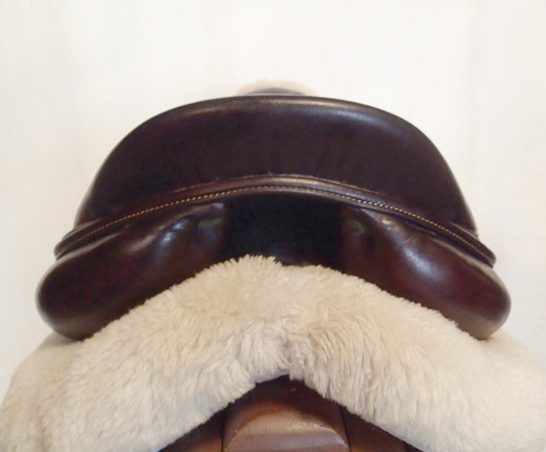 17.5" Devoucoux Biarritz C Saddle - Full Buffalo - 2016 - 3A Flaps - 4.75" dot to dot (954)