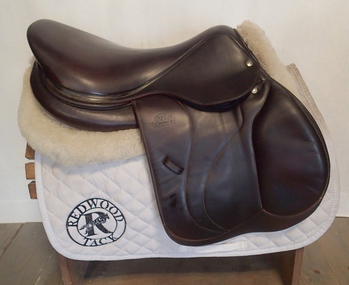 17.5" Devoucoux Biarritz C Saddle - Full Buffalo - 2016 - 3A Flaps - 4.75" dot to dot (954)