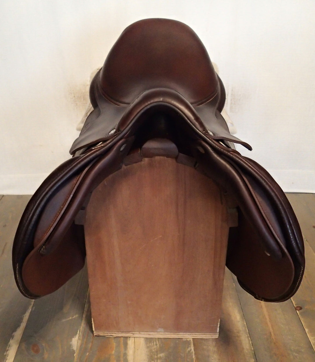 17.5" Antares Connexion Saddle - Full Buffalo - 2020 - 3A Flaps - 5" dot to dot (956)