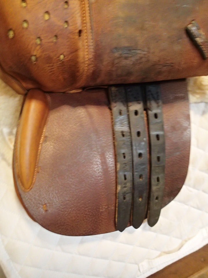 15" Beval LTD Junior Pony Saddle (957)