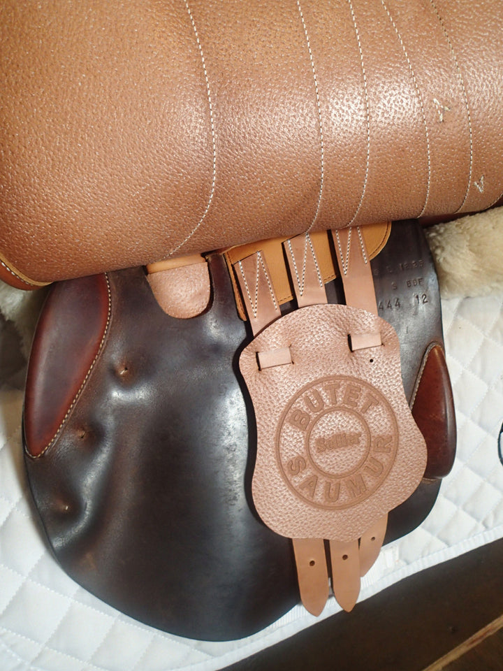 18" Butet Premium Saddle - Full Calfskin - 2012 - L Seat - 2.25 Flaps - 4.5" dot to dot (958)