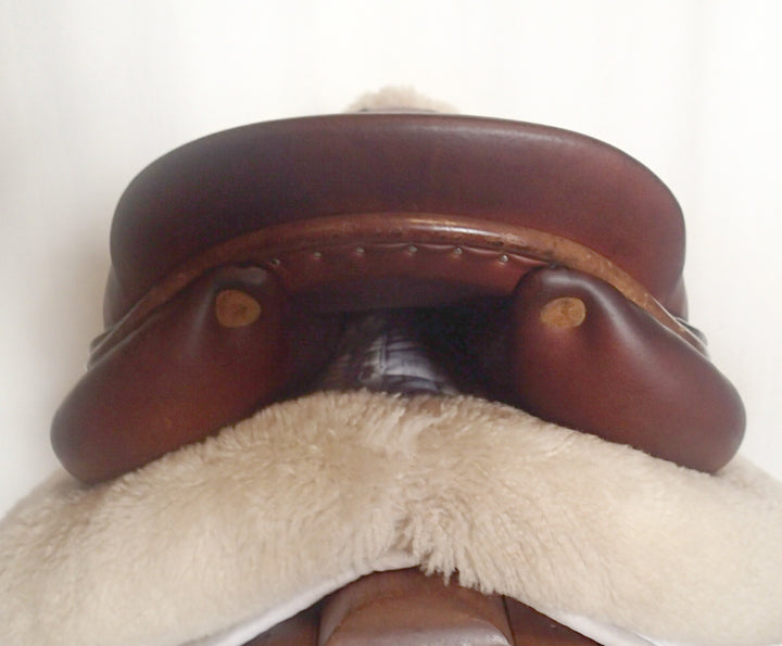 18" Butet Premium Saddle - Full Calfskin - 2012 - L Seat - 2.25 Flaps - 4.5" dot to dot (958)