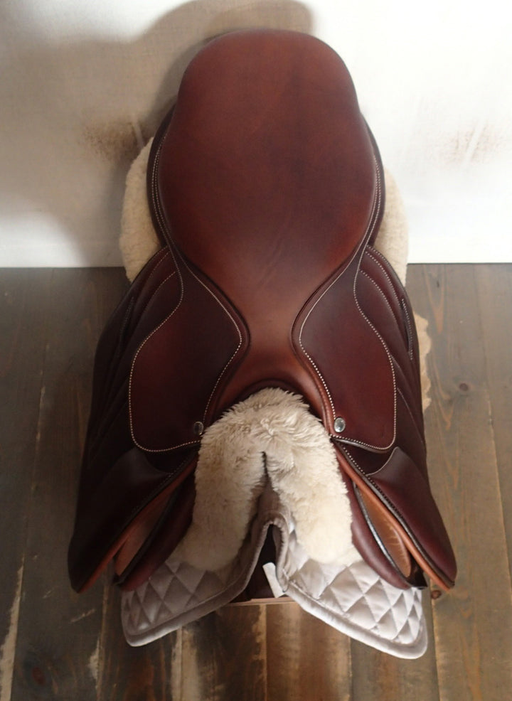 18" Butet Premium Saddle - Full Calfskin - 2012 - L Seat - 2.25 Flaps - 4.5" dot to dot (958)