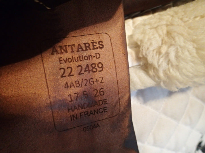 17.5" Antares Evolution Saddle - Full Buffalo - 2022 - 4AB Flaps - 4.5" dot to dot (961)