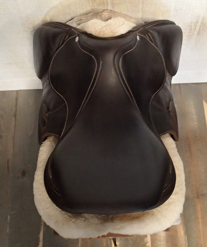 17.5" Antares Evolution Saddle - Full Buffalo - 2022 - 4AB Flaps - 4.5" dot to dot (961)