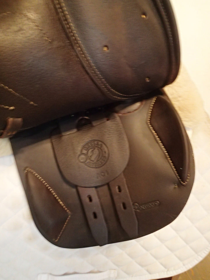 15" / 15.5" Antares Skylla Saddle - Full Buffalo - 2021 - 4.5" dot to dot (962)