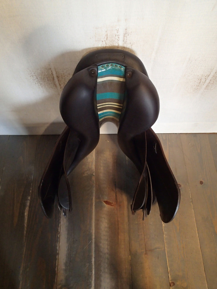 16" Voltaire Palm Beach Saddle - Full Buffalo - 2016 - 2A Flaps - 4.75" dot to dot - Pro Panels