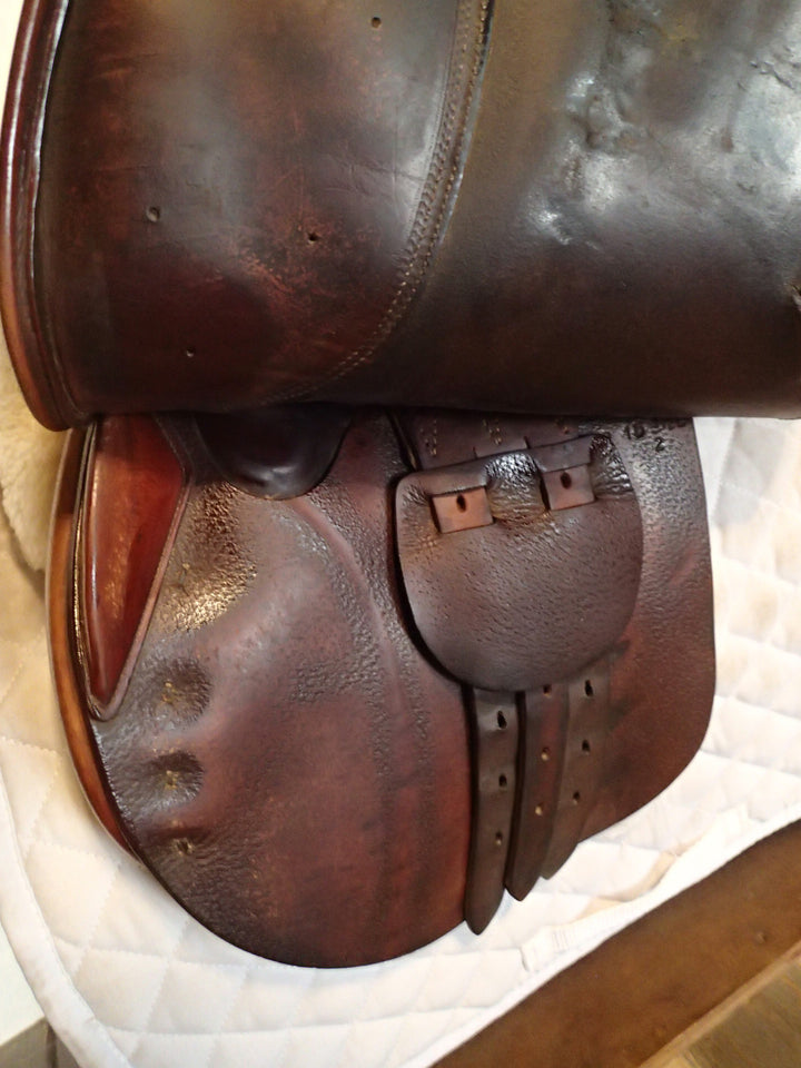 16.5" PJ Bruno Delgrange Saddle - 2001 - 4.5" dot to dot (965)