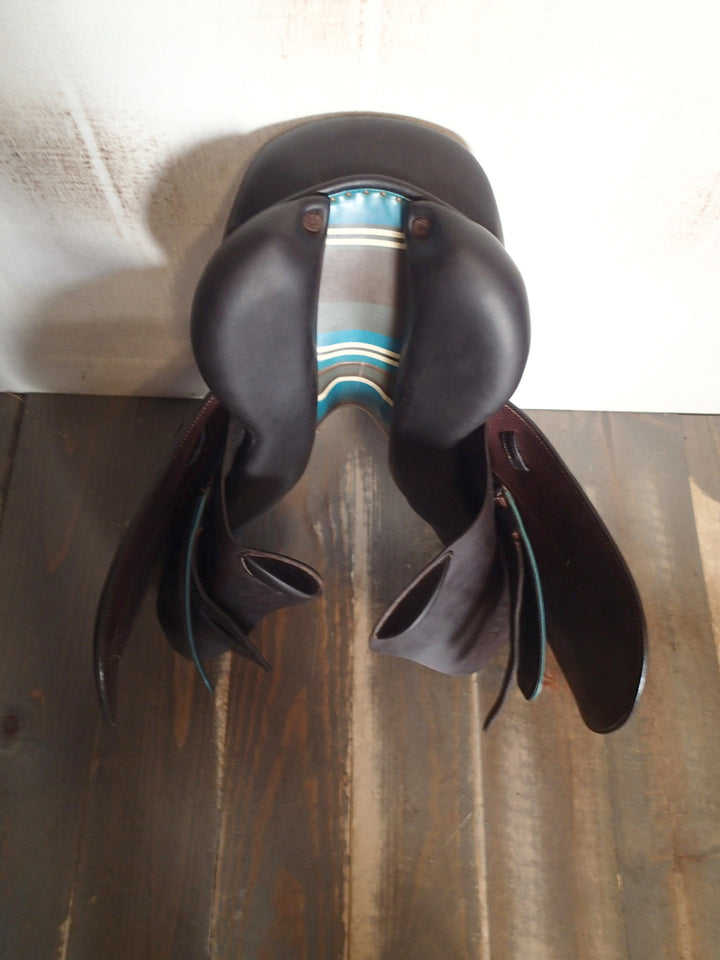 15" Voltaire Welli Saddle - Full Buffalo - 2019 - 0A Flaps - 4.75" dot to dot - FIN Panels (966)