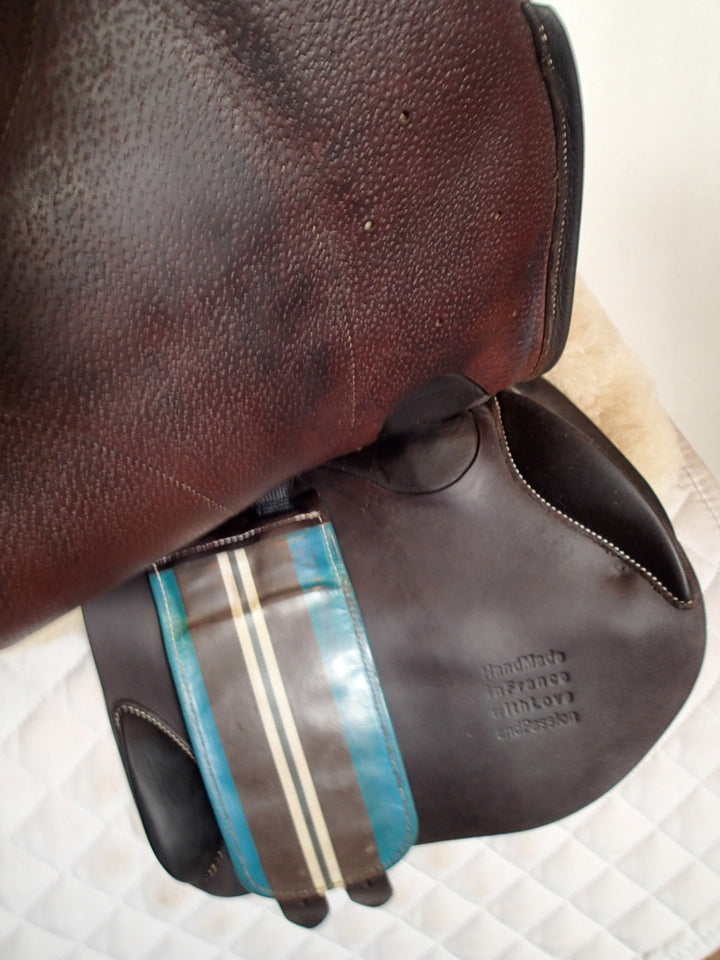 15" Voltaire Welli Saddle - Full Buffalo - 2019 - 0A Flaps - 4.75" dot to dot - FIN Panels (966)