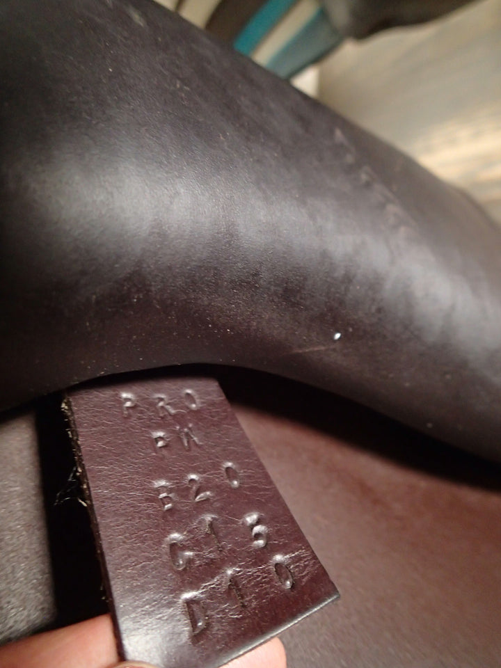 16.5" Voltaire Palm Beach Saddle - Full Buffalo - 2024 - 3AA Flaps - 4.75" dot to dot - Pro Panels (967)