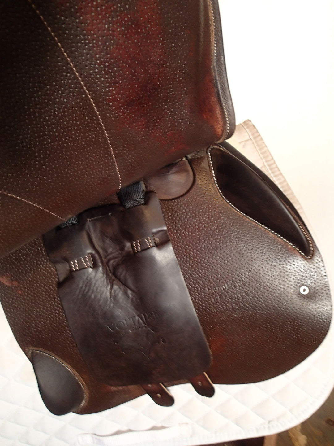 16.5" Voltaire Palm Beach Saddle - Full Buffalo - 2024 - 3AA Flaps - 4.75" dot to dot - Pro Panels (967)