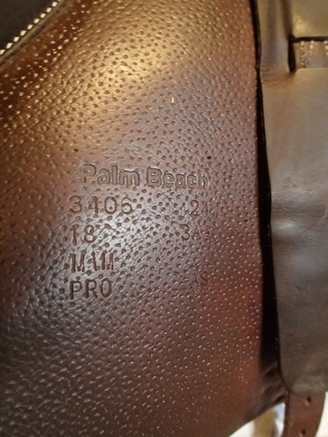 18" Voltaire Palm Beach Saddle - Full Buffalo - 2024 - 3AA Flaps - 4.75" dot to dot - Pro Panels (968)