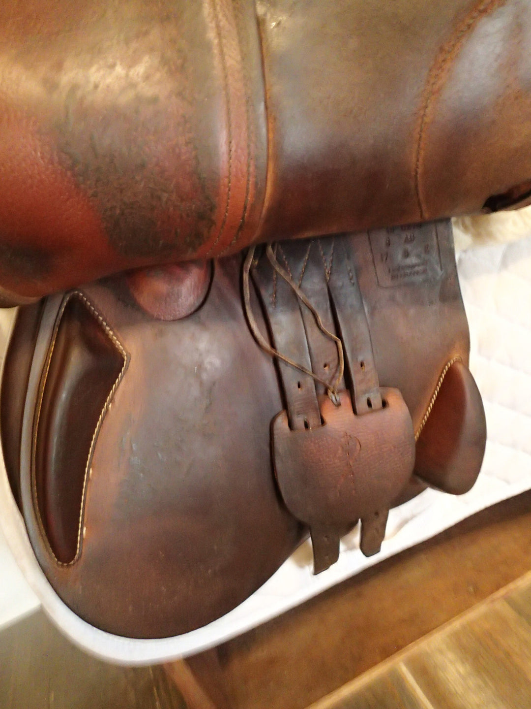 17.5" Antares Classique Saddle - 2016 - 3AB Flaps - 5" dot to dot